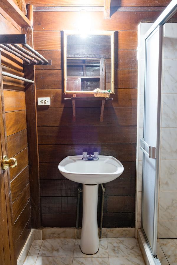 Wasai Puerto Maldonado Hostel Экстерьер фото